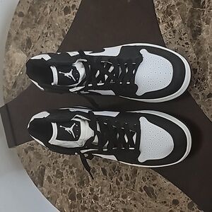 black tuxedo jordans